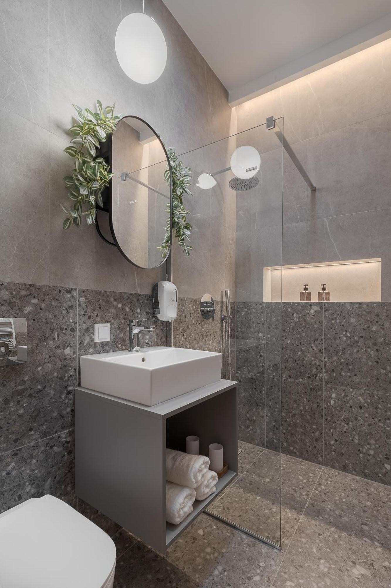 Oasis Rooms Орадеа Екстериор снимка